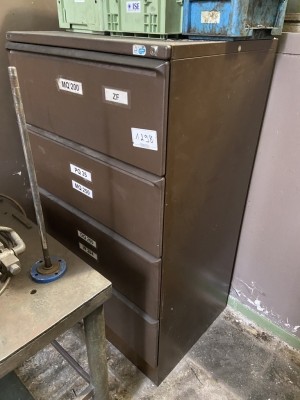 1 Hängeregistraturschrank, 2-reihig, 4-zugig